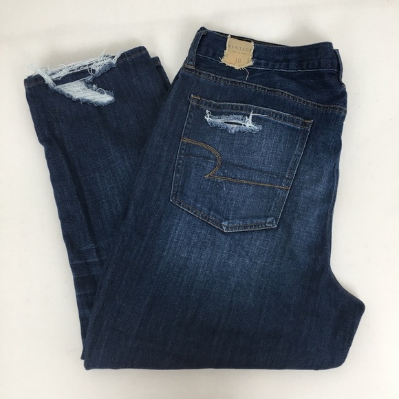 American Eagle Vintage High Rise Distressed Raw Hem Stretchy Mom Jeans Size 18 - Picture 11 of 13